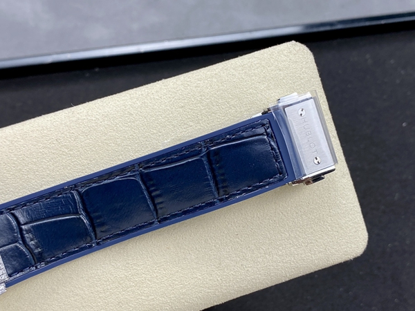 ウブロコピー時計角部分ディテール